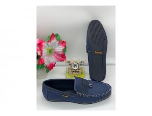 shoe with lace